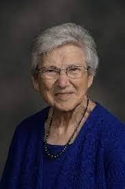 Gwendolyn Yoder's Instagram, Twitter & Facebook