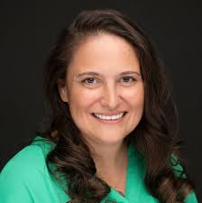 Kelley Frazier's Instagram, Twitter & Facebook