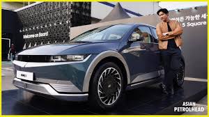 L'ultima ev che ridefinisce lo stile di vita della mobilità elettrica e ti permette di. Ioniq 5 Interior Exterior First Look In Person Invidious