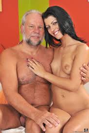 Horny grandpa Albert eats and fucks sexy teen Vivien Bells pussy -  Pichunter