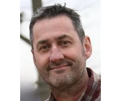 Patrick Knott's Instagram, Twitter & Facebook