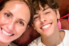 Fundraiser for Alexa Peugh by Michelle Moss : Support for Alexa and Max