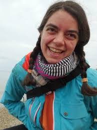 Tara Perron's Instagram, Twitter & Facebook