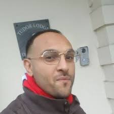 Robyn Kemp (@redkemp65)