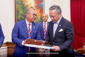 Maybe you would like to learn more about one of these? Persatuan Pegawai Tadbir Negeri Johor Posts Facebook