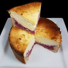 Kaffeesahne (10%), mit backpulver gemischtes mehl, süßstoff und eier in eine schüssel geben, mit dem rührgerät gut verrühren. Leckerer Und Einfacher Cheesecake Zum Selbermachen Mutti Kocht Net