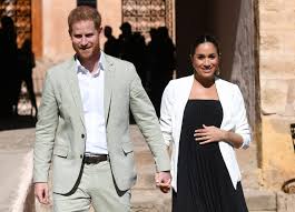 Prinz harry und herzogin meghan erwarten die geburt ihrer tochter. Prince Harry And Meghan Have A Baby Boy Pbs Newshour