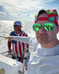 Dan Flynn (@danflynnrn) • Instagram photos and videos