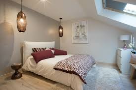 Chambre Parentale A L Ambiance Chaleureuse Dans Le Duplex Jardin Temoin Pres D Aix Chambre Parentale Epuree Chambre Parentale Chaleureuse Deco Chambre Parental