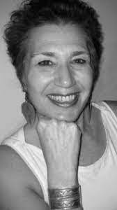 Carolyn Buquet's Instagram, Twitter & Facebook