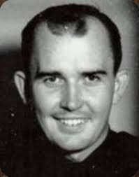 REMEMBERING DET. MICHAEL E. DOWD Michael E. Dowd joined the Denver Police  Department in 1959. Ten years later, he would go