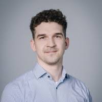 300+ perfiles de «Nyikos»