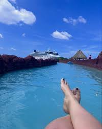 ️🌊🛳️🏝️🍹