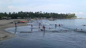 Kota ini juga terkenal akan masakannya. Lokasi Pantai Pasir Putih Sirih Anyer Pantai Indah