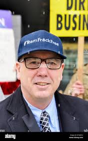 Dave fall -Fotos und -Bildmaterial in hoher Auflösung