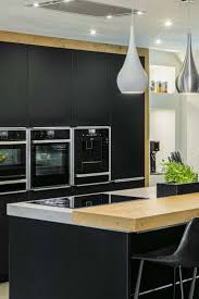 zwarte keuken in urban style keuken met eiland keuken zwarte keukens