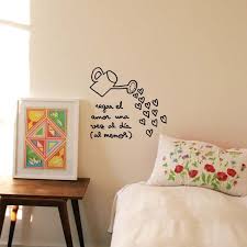 Ideas Para Hacer Vinilos Decorativos Con Frases Originales Limpia la pared para eliminar polvo y otros restos. ideas para hacer vinilos decorativos
