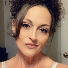 Jolene Honeycutt's Instagram, Twitter & Facebook