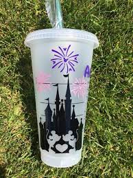 If you need a tumbler for specific date, please message me prior to place Disney Castle Starbucks Cup Disney Cup Starbucks Mickey Fireworks Minnie Mouse Castle Disney Lo Disneycups Disne Disney Cups Starbucks Cups Disney Castle