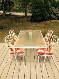 Pin By Meadow Cottage On Meadow Cottage Outdoor Decor Outdoor Tables Decor