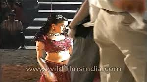 Madhuri dixit offscreen big deep navel mkv snapshot 00 01 356 — Postimages