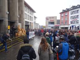 Wegen lafontaines forderung nach einer. Gedenkfeier Fur Ein Buntes Trier Gemeinsam Gegen Rechts Facebook
