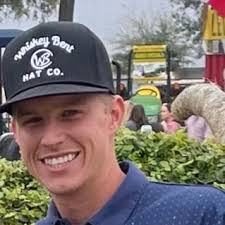 Alissa Gordon and Drake Groom's Wedding Website