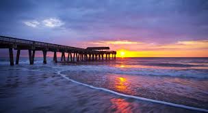 These five destinations are the best places to experience twilight transformations. Hke26fdgez49km