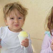 🍧💛 Today at Camp Shemesh was extra sweet — our friends from the LIT  program at Summer@Levine served up delicious sno cones! 🩵☀️ Campers  giggled, dripped rainbow syrup, and enjoyed the perfect