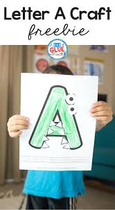 Cute kindergarten spelling activity twith free printable abc animals printable. Animal Alphabet A Is For Alligator Craft