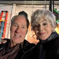 Anyone have address for the cast of young Sheldon?