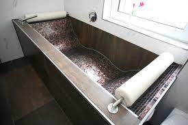 Badewanne ordentlich abgedichtet, wenn zwischen wand und wannenrand noch eine geflieste ablage auf bauplatten. Ausgewahlte Kunden Referenzen Bad Wellness Lichtenfels