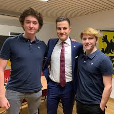 Zij neemt het op tegen joke en robin van het team van koen wauters en simon en nanou zal die finale jammer genoeg moeten afwerken zonder de aanwezigheid van haar coach niels destadsbader. Facebook