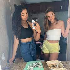 New faces will also join the fray in the second season of outer banks. Netflix Us On Instagram I Think We Can All Agree That Madison Bailey And Madelyn Cline Female Role Models Girl Actors Cute Outfits