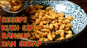 2 cwn tepung 3 sb minyak 2 sb minyak sapi 1 st garam air. Teaser Kuih Buah Rotan Rangup Youtube