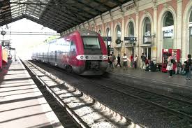 Seulement un rer b sur deux circulait aux heures de pointe. Greve A La Sncf Reprise Du Trafic En Occitanie Metropolitain