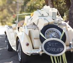 Décorer voiture mariage, explications vidéo. Decoration Voiture Mariage En 50 Idees Chic Pour Enjoliver Son Vehicule