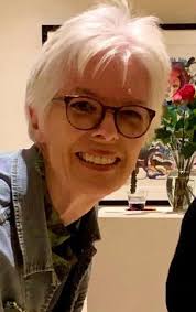 Julie Svendsen's Instagram, Twitter & Facebook