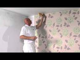 Expert Paper Hanger Jim Tiner Walks You Through The Steps Of Hanging Wallpaper To View The Next Video How To Hang Wallpaper How To Install Wallpaper Wallpaper