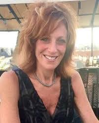 Amy Gates's Instagram, Twitter & Facebook