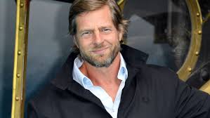 Henning baum (44) und seine ehefrau, kostümbildnerin corinna (50). Henning Baum Ich Kann Mich Schlecht Als Vorbild Anpreisen