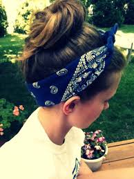 Super cute for summer, you can wear this top knot and enjoy. Bandana Hairstyles With Bun Promotions