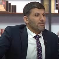 Roshin Nambola Email & Phone Number