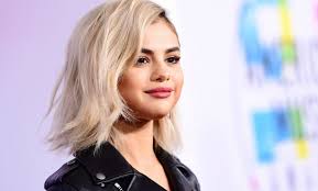 Selena is american eminent singer and actress. Selena Gomez Net Worth 2020 Age Height Boyfriend Bio Wiki Facts Raphael Saadiq