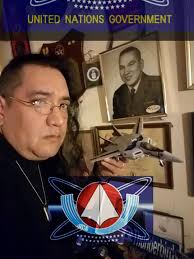 WELCOME HOME! Army Lt. Col. Simon McKenzie returned from deployment and  surprised his children with a heartwarming Father's Day photobomb at  MacDill Air Force Base ❤🇺🇸