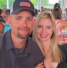 Blue Collar Workers Share Their Long Hour Stories