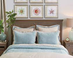 It was fun taking my pillows out and arranging my bed lots of ways for your enjoyment. How To Arrange Decorative Toss Pillows On Bed