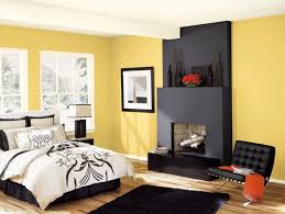 Girls bedroom decor with yellow accent wall. 20 Sophisticated Black And Yellow Bedrooms Home Design Lover