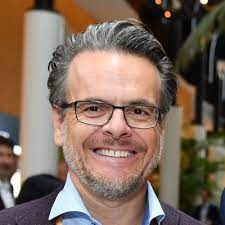 Von 1989 bis 1998 war er in. Jean Claude Bregy Funktion Delegierter Des Verwaltungsrats Unternehmen Poenina Holding Ag