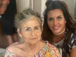 Fundraiser for Crystal Molck by Lisa Coburn : Funeral Expenses for Barbara  “Maw” Carroll